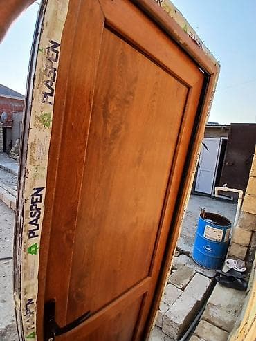 plastik qapi ikinci el: Salam 3 eded qapi razmerleri 2.20×80
80×205
karcvi 80×205 — 3