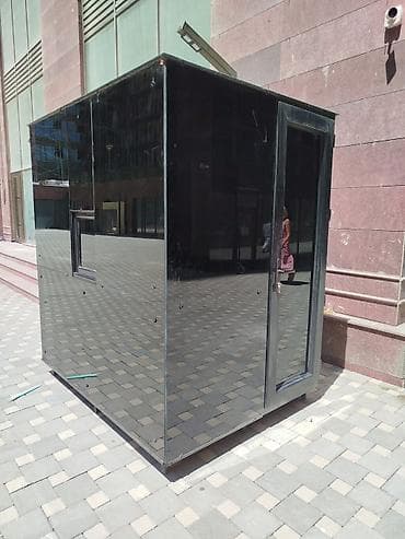 Butkalar, köşklar: Mühafizə butkası — 155 x 155 sm ölçülü, parlaq qara fasadlı — 8