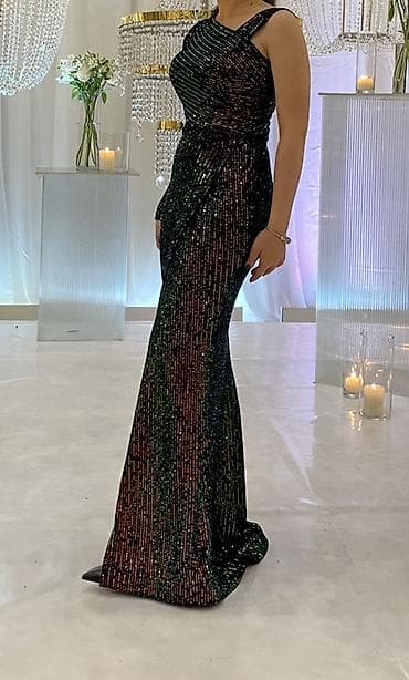 Brend: Dekolte 	•	Rəng: qara əsas üzərində çoxrəngli parıltılı