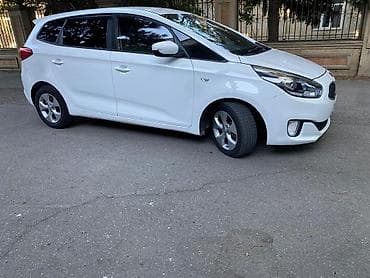 rav 4: Kia Carens: 1.7 l | 2014 il Universal — 3