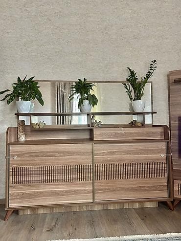 en ucuz divanlar: İşlənmiş, Komod — 1