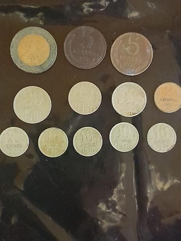 Salam normal vezyetdediler muxdelif illerin pullaridi yalniz vatcap