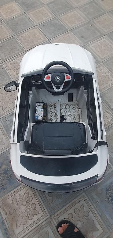 Uşaqlar üçün elektrikli minik maşınları – 2 model Ağ model: - Tək — 2