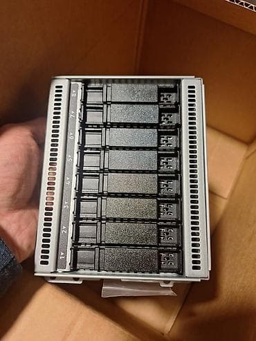 ipad mini 6 64gb: HPE ML350 Gen10 8 SFF HDD Cage Kit Model: 874568-B21 Uyğunluq: HPE — 4