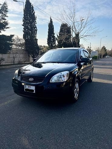 Kia: Kia Rio: 1.4 l | 2007 il Sedan — 4