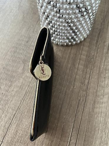 prada eynək: Набор кисточек YSL. Оригинал. Новый. В наборе 3 кисточки: -для румян — 3