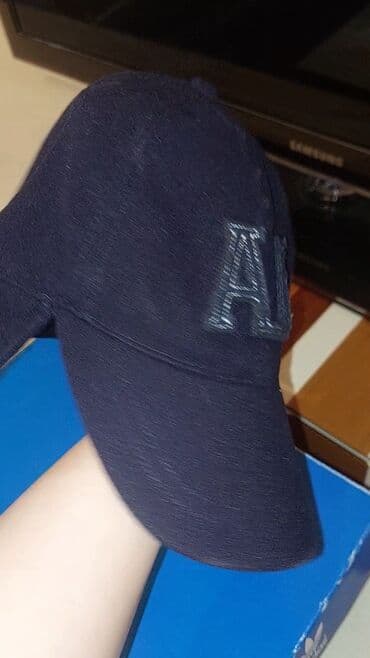 məktəbli paltarı: Original ARMANI JUNIOR İki ədəd “AJ” loqolu kepka. Bir ədədi qara — 8