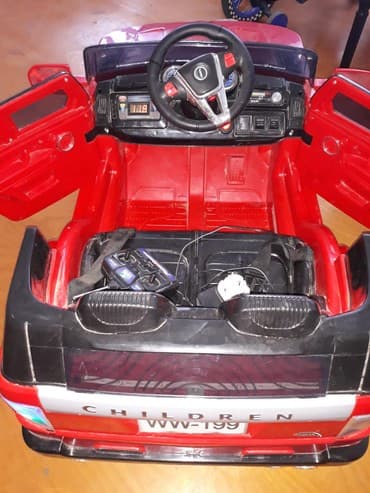 ən ucuz maşınlar qiyməti: Usaq arabasi. cox az istifade olunub. 7 -8 defe surulub. 250 manat — 6