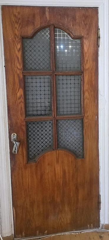 qapi taxda: Taxta interyer qapıları – şüşəli klassik dizayn Çərçivə yoxdur. Taxta — 4