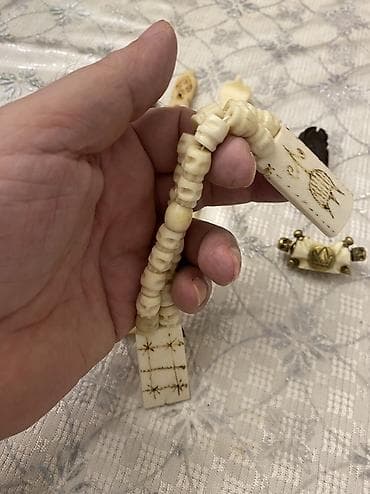 Aksesuarlar: Məhsul: Əl oyma təsbeh və ucları Təsvir: - Şəkillərdə müxtəlif — 2