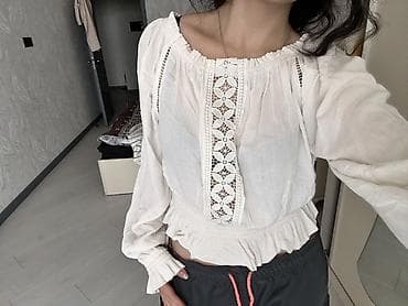bot 38: H&M Divided brendi qadın bluzu - Rəng: krem/ivory - Model: boho — 1