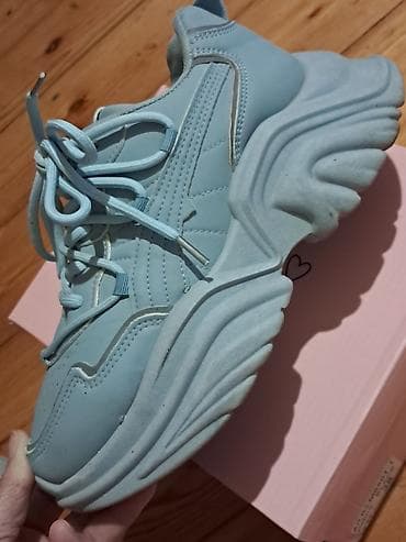 Ölçü: 38, rəng - Ağ, Yeni