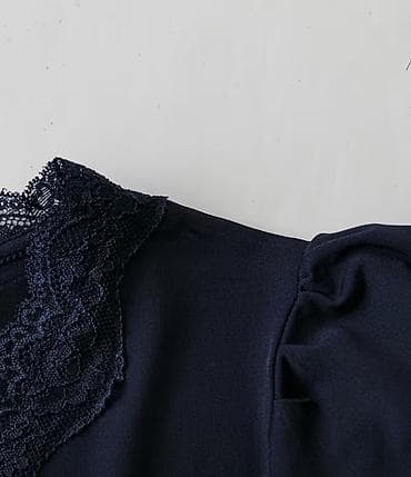 usta geyimi: V-yaxa dantelli qısa qollu t shirt 🏷10 azn ✅M ölçü ✅İstifadə — 4