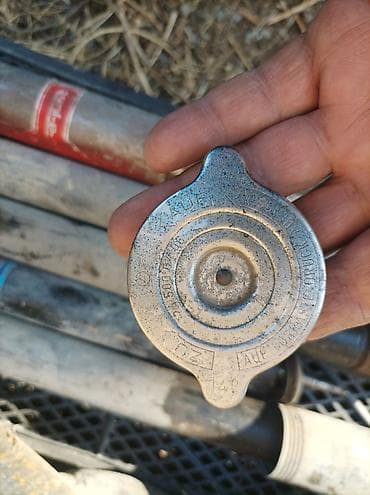 opel vectra 2000: Mersedes. 111. 2.3. matorun Rulovo kalonkasl 50 AZN. xərci var — 4