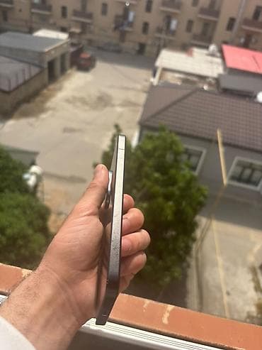 Poco F7, 512 GB, rəng - Qara, Sensor — 3
