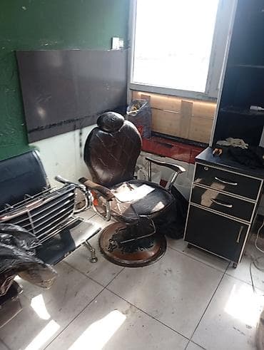 berber salon mebeli: Bərbər/xair salonu üçün avadanlıq dəsti Satışda salon komplekti: - — 2
