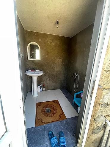 memar ecemide kiraye evler: Sulutepe Çiçek qesebesinde 3 sotun içinde 1 otaq metbex studia tecili — 4