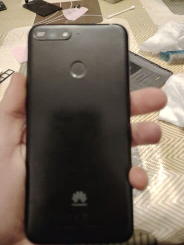 isti soyuq su aparati: Huawei Y6, 4 GB, rəng - Qara, Barmaq izi — 2