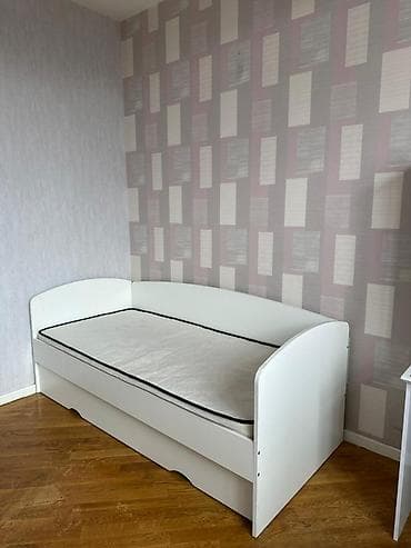 tryumo: Oğlan və qız üçün, İşlənmiş, 2 təknəfərlik çarpayı, Yazı masası, Termo — 1