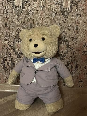 Məhsul: Oyuncaq ayı balış – kostyumlu - Yumşaq plyuşdan hazırlanmış