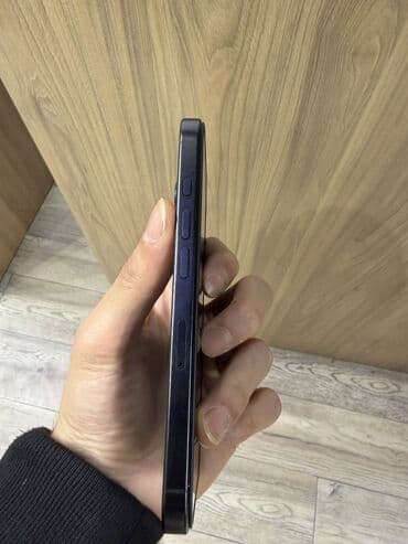 iphone 1 almaq: IPhone 16 Pro, 128 GB, Qara, Face ID — 7