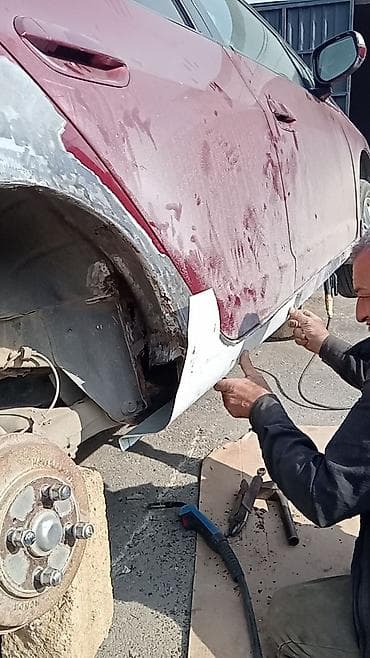 gence yuk dasima: Dəmirçi və kraska işləri görürük. əsas odur ki,pulunuzu ustalar alıb — 2