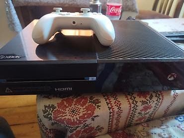 Xbox One: Xbox One əla vəziyyətdə sesi donması yoxdu sakit sessiz işləyir — 1