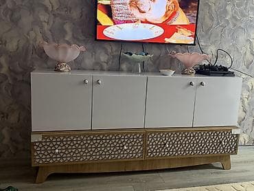 ucuz termolar: İşlənmiş, Düz TV altlığı, Polkalı, Laminat — 2