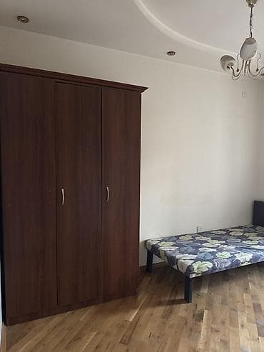gəncə kiraye ev: Gənclik metrosunun çıxışındakı badamli binasına 4 xanım otaq yoldaşı — 6