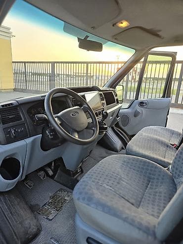 Nəqliyyat: Ford Transit: 2.2 l | 2011 il 250000 km Van body type — 6