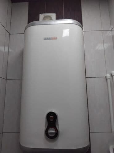 Elektrik su qızdırıcısı (divardan asma, vertikal tip) - Aşağıdan