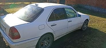 passat b5 turbo: Mercedes-Benz C-Class: 1.8 l | 1996 il Sedan — 4