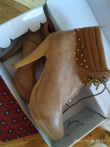 qadın kurkləri: Ölçü: 37, rəng - Qəhvəyi, Yeni — 1