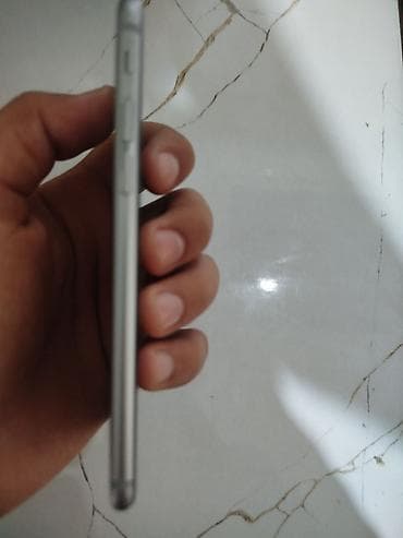 oyun adları: IPhone 6s, Space Gray, Barmaq izi — 6
