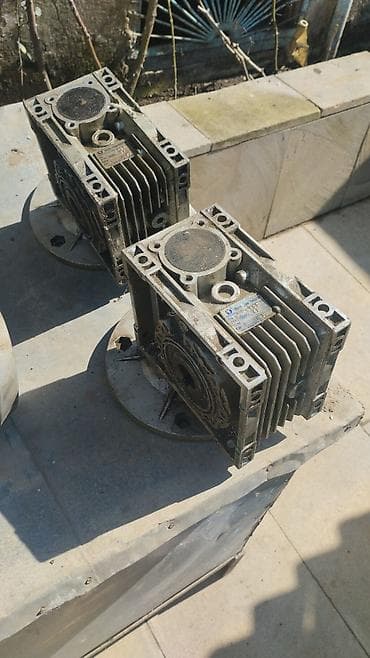 Məhsul: Salyangoz tipli dişli reduktorlar və elektrik mühərrikləri — 1