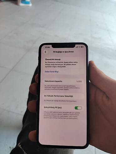 ayfon z: IPhone 11 Pro Max, 64 GB — 3