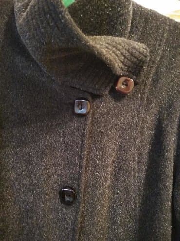 Toy paltarları və aksesuarları: ENDIRIM EDILDI İTALİYANİN APRİL FİRMASİNİN KASEMİR PALTOSU, BİR NECE — 3