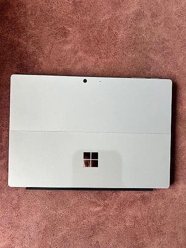 komputer windows 7: Microsoft Surface Pro 7 Plus. Cihaz şəxsi istifadə olunub, texniki — 9