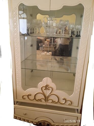 куханная мебель: ТВ подставка — 2