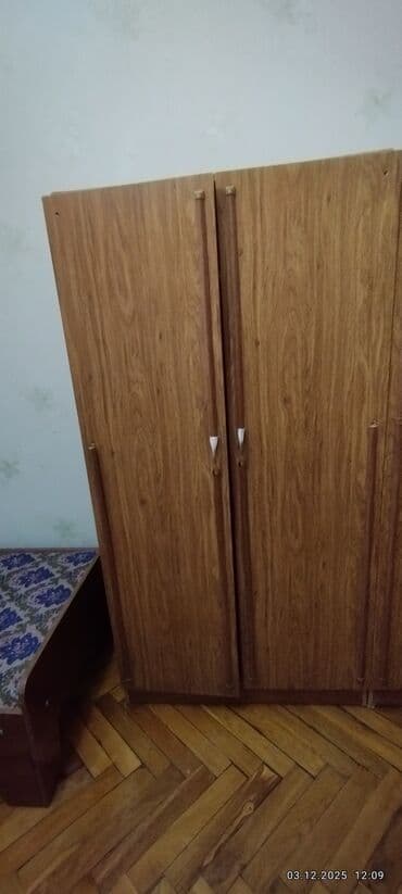 işlənmiş şfoner: Açılan, 2 qapılı Düz dolab, Qarderob, paltar dolabı — 4