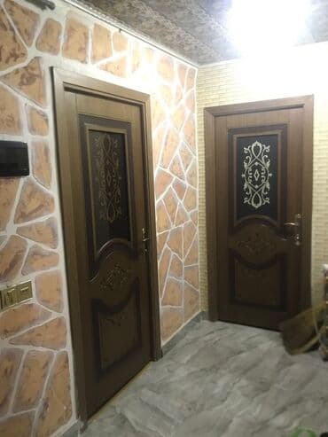 qaxda kirayə evlər 2024: Qazax Rayonu Bazarstor ilə üz bə üz bina 3 otaqlı mənzil kirayə — 1