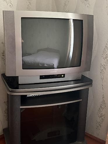 Televizorlar: Grundig Elegance kineskop televizor + TV stendi və DVD oxuducu Məhsul — 4