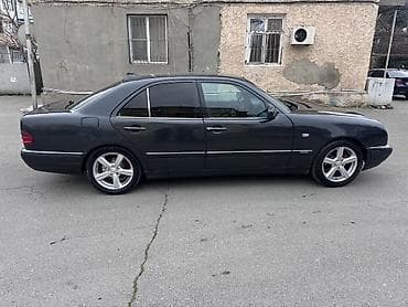 Аксессуары и тюнинг: Mercedes-Benz E‑Class (W210) sedan - Korpus: qara rəng, 4 qapı, xrom — 5