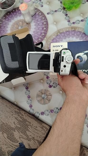 sony hd kamera: Sony Handycam S-109 rəqəmsal videokamera - Sensor: Exmor R CMOS - — 1
