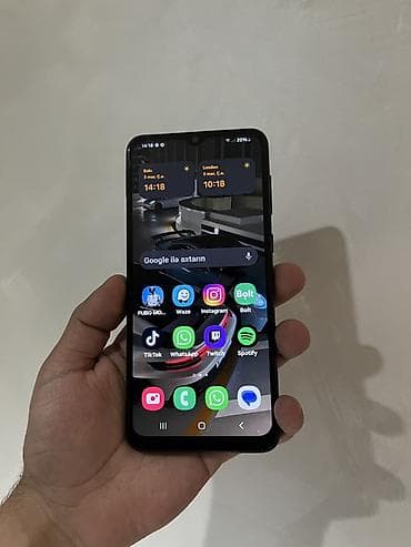 телефон fly e154: Samsung Galaxy A04, 32 ГБ, цвет - Черный, Две SIM карты — 1