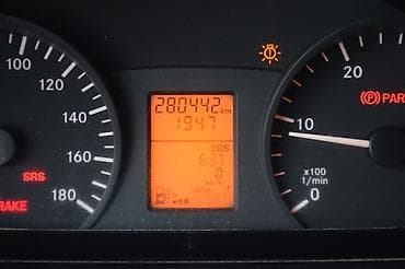 sprinter 316: Mercedes-Benz Sprinter yük mikroavtobusu. - Korpus: Uzadılmış və — 9