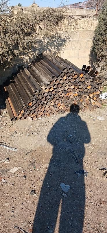 Qapılar və aksessuarlar: 170 ədəd təzə uzunu 1.50 3lek 76lıq diametri Məhsul: Dəyirmi polad — 1