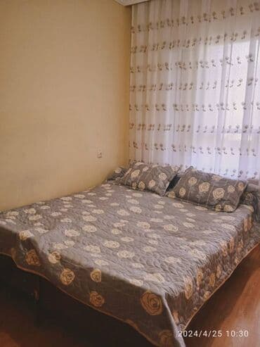 ehmedlide kiraye evler 3 otaqli: Nəsimi rayon 9 mkr dairəsi 9 mərtəbəli binanın 3-cü mərtəbəsində 3 — 5