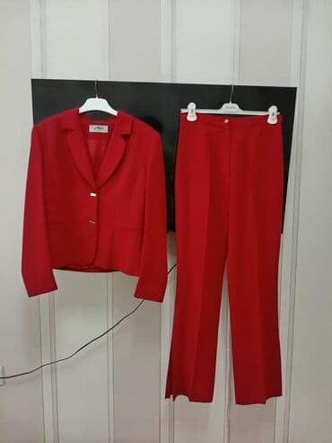 Türkiyədən baha alınıb 1 dəfə geyilib M razmer 30 manat lalafo.az -da Türkiyədən baha alınıb 1 dəfə geyilib M razmer 30 manat