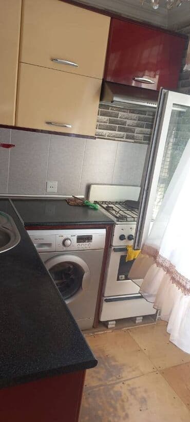 20 ci sahe heyet evleri: Sumqayıt, 2 otaqlı, Köhnə tikili, 49 kv. m — 15